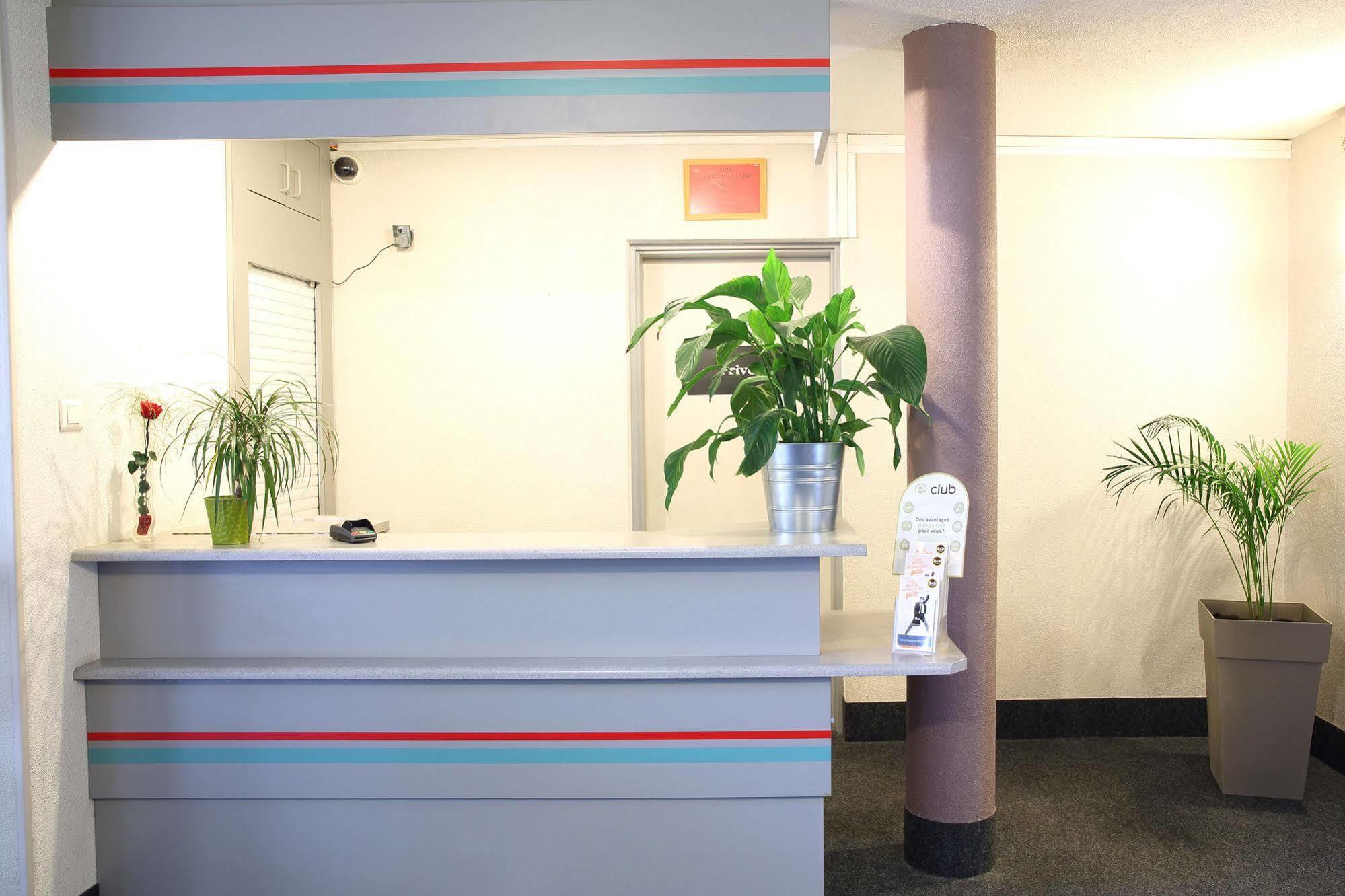 B&B Hotel Narbonne 2 Dış mekan fotoğraf